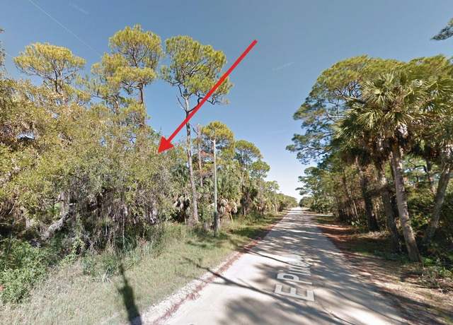 Property at 681 E Pine Ave, Eastpoint, FL 32328