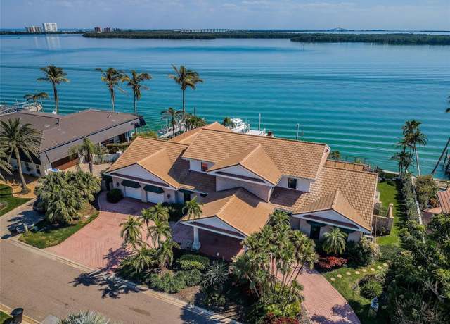 Property at 4998 62nd Ave S, St Petersburg, FL 33715, 4 beds, 4.5 baths