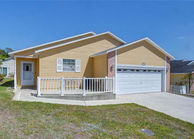 Property at 5906 Greenbriar Ct, Zephyrhills, FL 33542, 2 beds, 2 baths