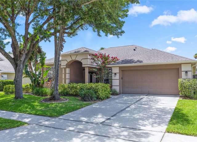 Property at 433 Woodcrest St, Winter Springs, FL 32708, 4 beds, 3 baths