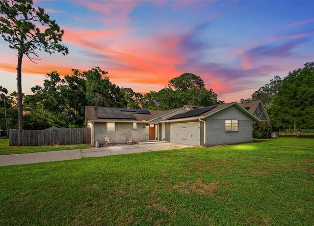 Property at 990 Alberta St, Longwood, FL 32750, 4 beds, 2.5 baths
