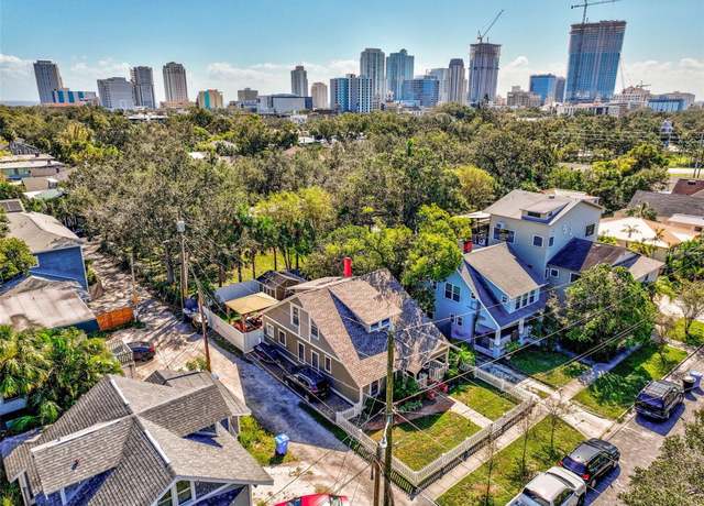 Property at 615 Grove St N, St Petersburg, FL 33701, 3 beds, 2.5 baths