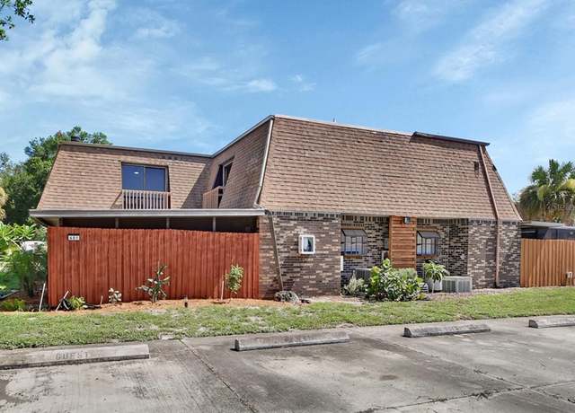 Property at 401 Terrace Ct, Sanford, FL 32773, 2 beds, 2.5 baths