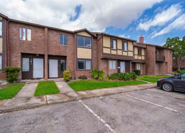 Property at 5060 Downing St #6, Orlando, FL 32839, 3 beds, 2.5 baths