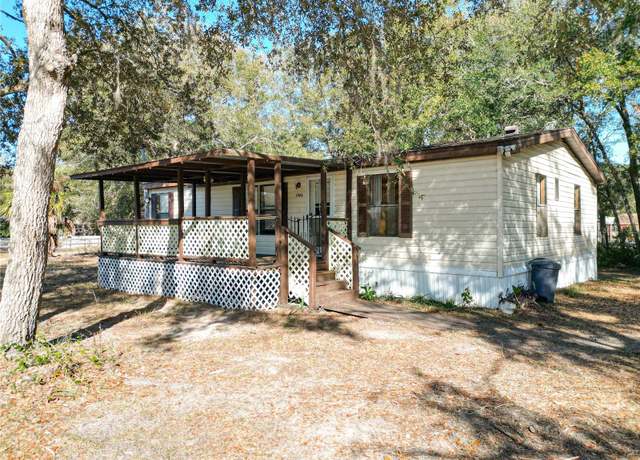 Property at 17445 SE 11th St, Silver Springs, FL 34488, 3 beds, 2 baths