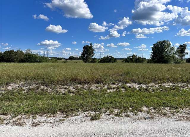 Property at 1669 W Fondulac Rd, Avon Park, FL 33825