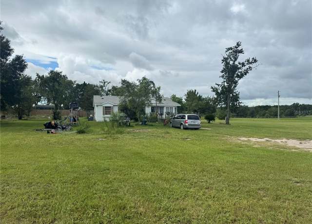 Property at 34440 Donna Vista Pl, Eustis, FL 32736, 3 beds, 2 baths