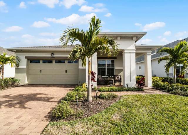 Property at 2777 Southland St, St Cloud, FL 34772, 3 beds, 3 baths