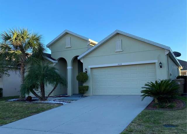 Property at 3016 Madelia Ln, Kissimmee, FL 34744, 4 beds, 2 baths