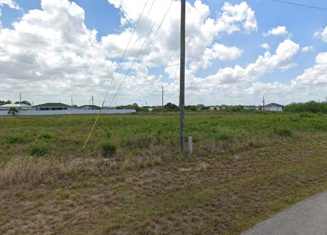 Property at 9013 Maywood Cir, Labelle, FL 33935