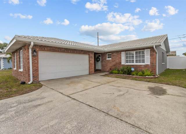 Property at 6950 113th St, Seminole, FL 33772, 3 beds, 2 baths