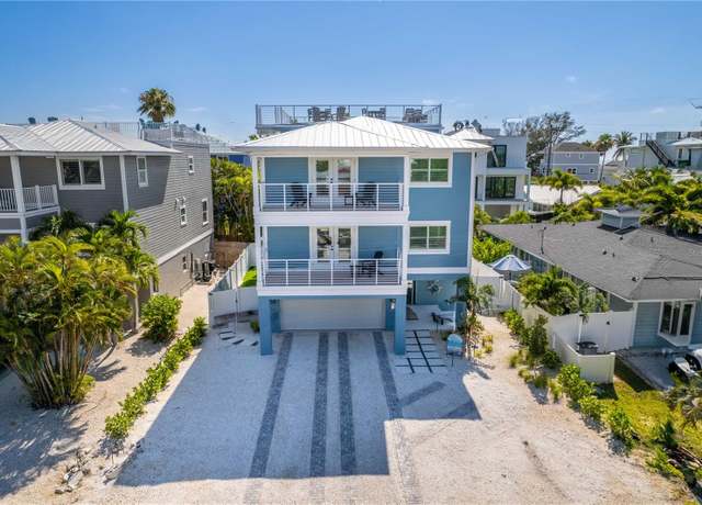 Property at 2102 Avenue B, Bradenton Beach, FL 34217, 7 beds, 6 baths