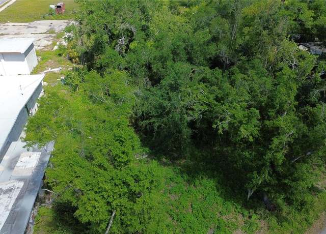 Property at 2488 SW Stroud St, Arcadia, FL 34266