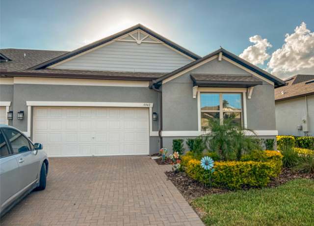 Property at 9943 Campanula Ct, Land O Lakes, FL 34637, 3 beds, 2.5 baths