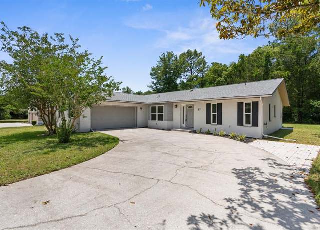 Property at 53 Pine St, Homosassa, FL 34446, 3 beds, 2 baths
