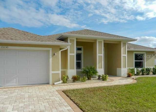 Property at 233 Mariner Ln, Rotonda West, FL 33947, 3 beds, 2 baths