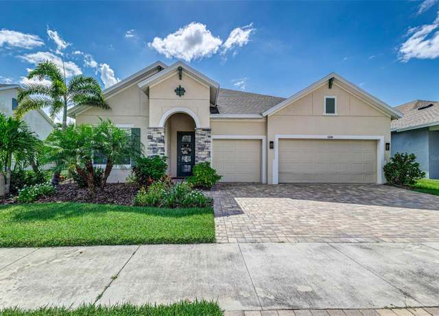 Property at 5330 Silver Sun Dr, Apollo Beach, FL 33572, 4 beds, 3 baths