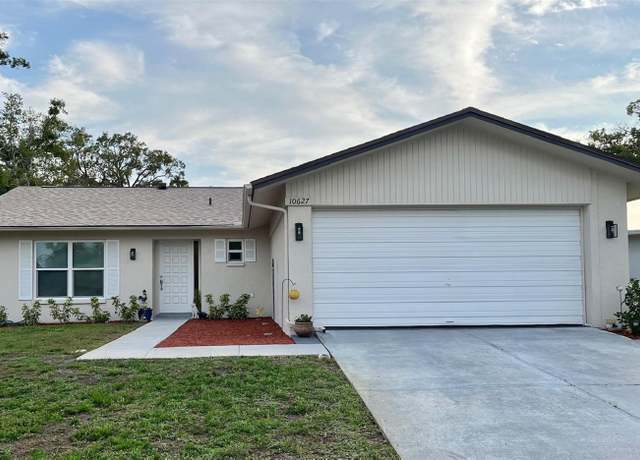 Property at 10627 Mira Vista Dr, Port Richey, FL 34668, 2 beds, 2 baths