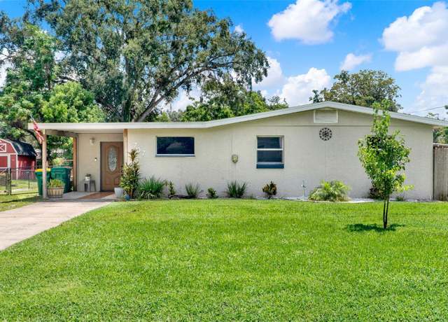 Property at 707 Plumosa Ave, Fruitland Park, FL 34731, 3 beds, 2 baths