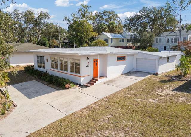 Property at 814 S Lakeshore Blvd, Lake Wales, FL 33853, 3 beds, 2 baths