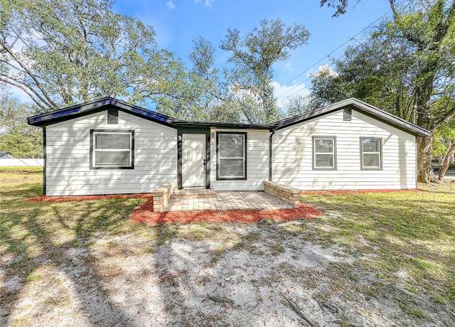Property at 850 Rosalia Dr, Sanford, FL 32771, 4 beds, 2 baths