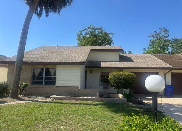 Property at 8 Jasmine St, Lake Placid, FL 33852, 2 beds, 2 baths