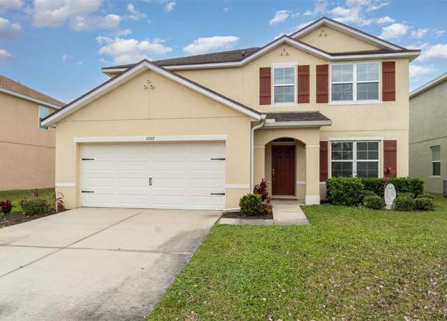 Property at 15737 High Bell Pl, Bradenton, FL 34212, 5 beds, 2.5 baths