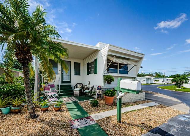 Photo of 16940 US Hwy 19 N #315, Clearwater, FL 33764
