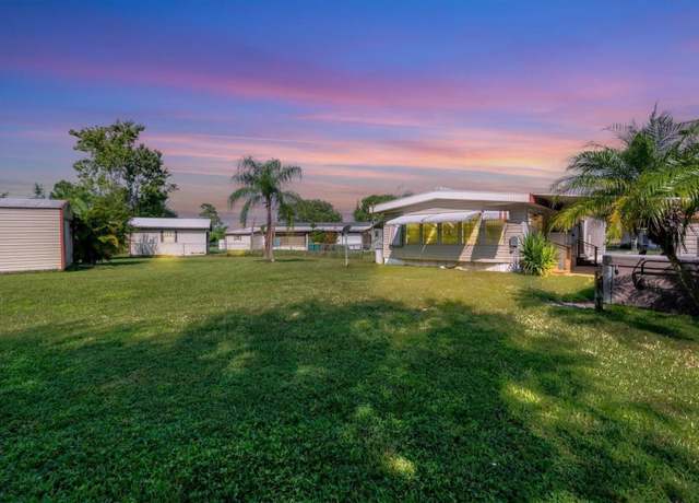 Property at 27940 Leatherwood Cir, Punta Gorda, FL 33950, 2 beds, 2 baths