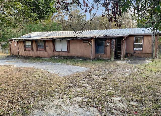 Property at 16890 E E Fort King ST St, Silver Springs, FL 34488, 2 beds, 1.5 baths