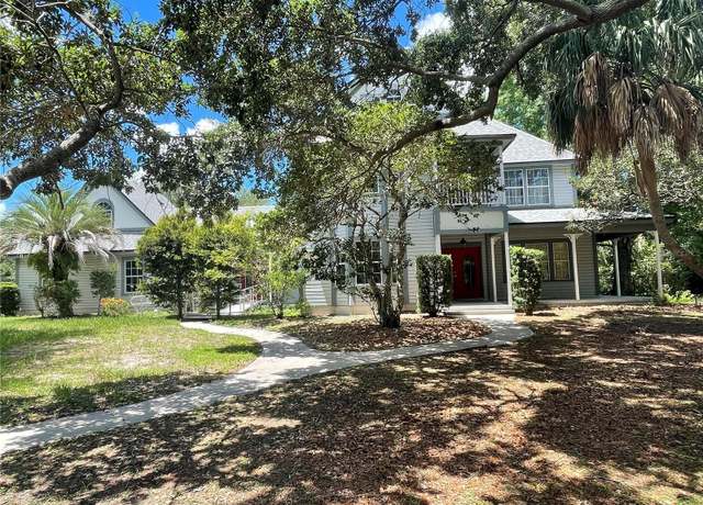 Property at 2086 Camelot Blvd, St Cloud, FL 34772, 5 beds, 4 baths