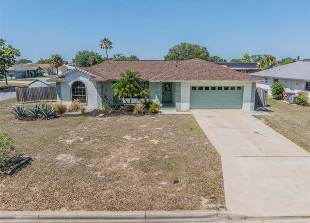 Property at 7691 Indian Ridge Trl S, Kissimmee, FL 34747, 4 beds, 2 baths