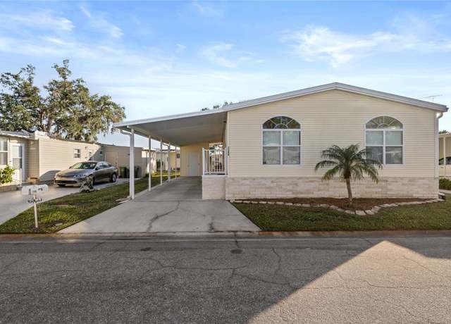 Property at 3386 Oakwood Blvd N, Sarasota, FL 34237, 2 beds, 2 baths