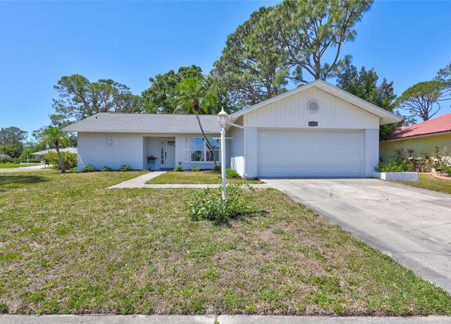 Property at 3978 Lemonwood Dr, Sarasota, FL 34232, 2 beds, 2 baths