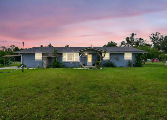 Property at 8609 Walden Rd, Jacksonville, FL 32244, 3 beds, 2 baths