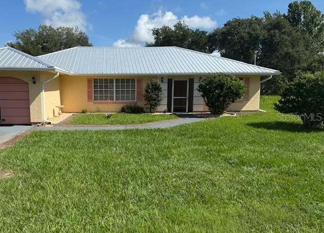 Property at 25 Oak Run, Ocala, FL 34472, 3 beds, 2 baths