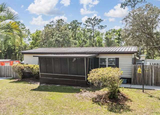 Property at 8310 S Cove Pt, Floral City, FL 34436, 2 beds, 2 baths