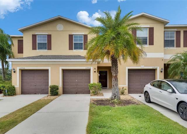 Property at 12952 Utopia Gardens Way, Riverview, FL 33579, 2 beds, 2.5 baths