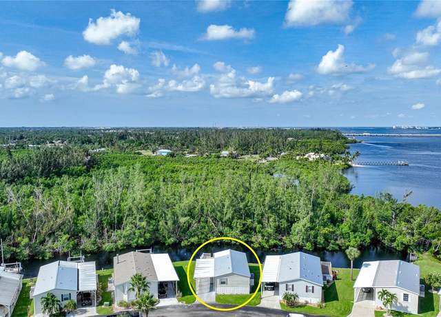Property at 4300 Riverside Dr #106, Punta Gorda, FL 33982, 2 beds, 2 baths