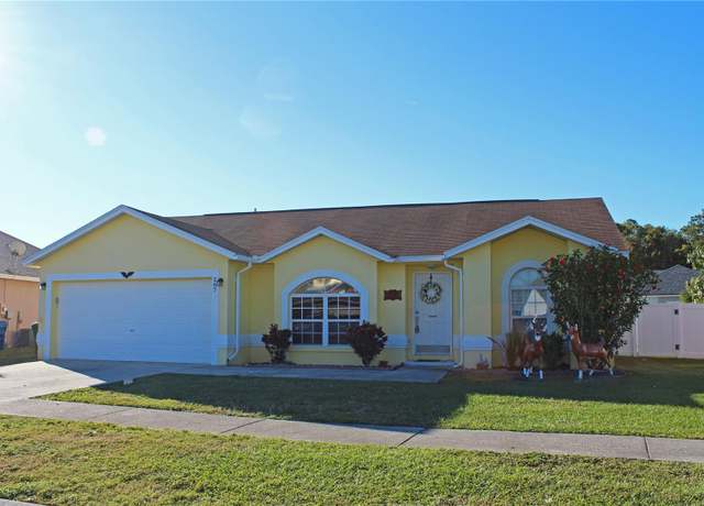 Property at 267 Kings Pond Ave, Winter Haven, FL 33880, 3 beds, 2 baths