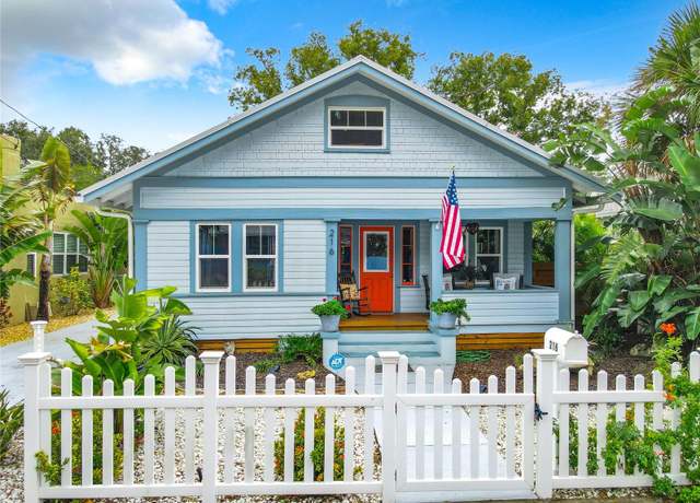 Property at 216 Murray St, New Smyrna Beach, FL 32168, 3 beds, 2 baths