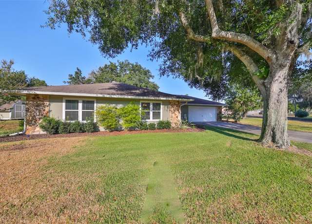 Property at 220 Coleman Dr E, Winter Haven, FL 33884, 4 beds, 2 baths