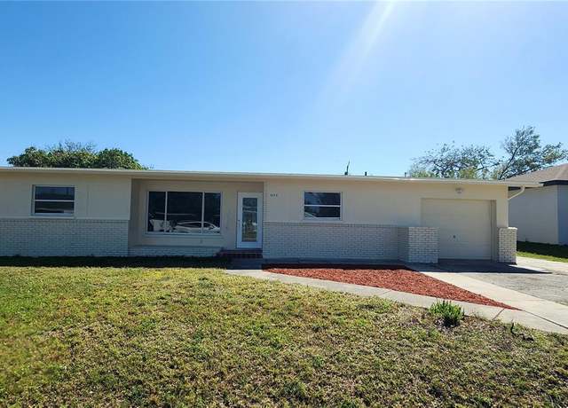 Property at 3372 Elkcam Blvd, Port Charlotte, FL 33952, 5 beds, 4 baths