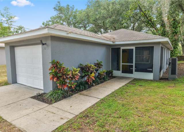 Property at 3015 Thornhill Rd, Winter Haven, FL 33880, 3 beds, 2 baths