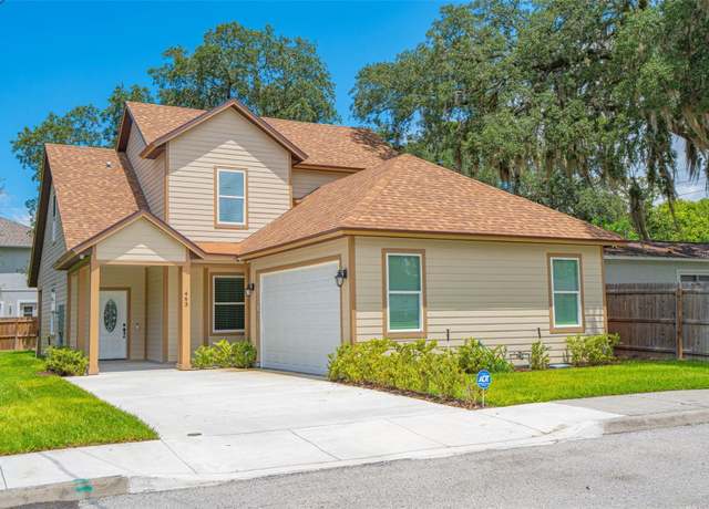 Property at 463 E Bay Ave, Longwood, FL 32750, 4 beds, 3.5 baths