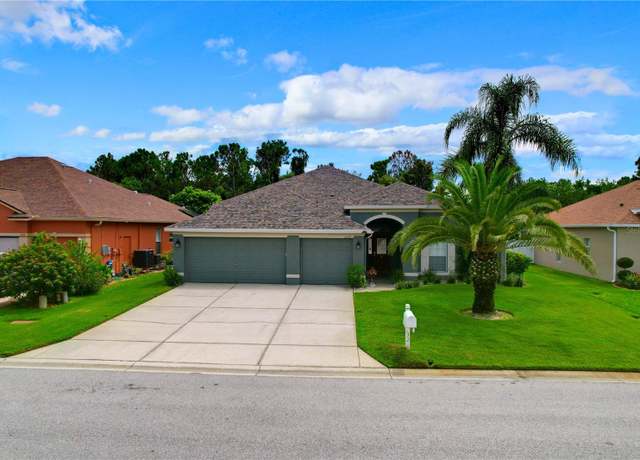 Property at 2321 Wood Pointe Dr, Holiday, FL 34691, 4 beds, 3 baths
