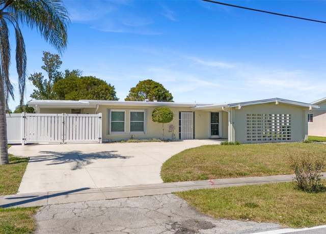 Property at 2255 Easy St, Port Charlotte, FL 33952, 2 beds, 2 baths