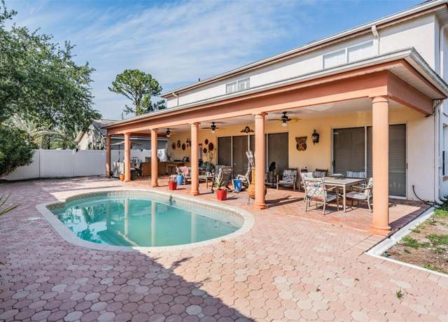 Property at 10003 Vista Pointe Dr, Tampa, FL 33635, 5 beds, 3 baths