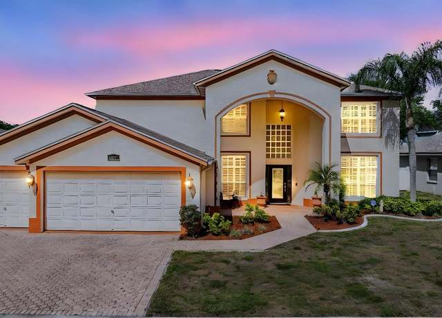 Property at 10003 Vista Pointe Dr, Tampa, FL 33635, 5 beds, 3 baths