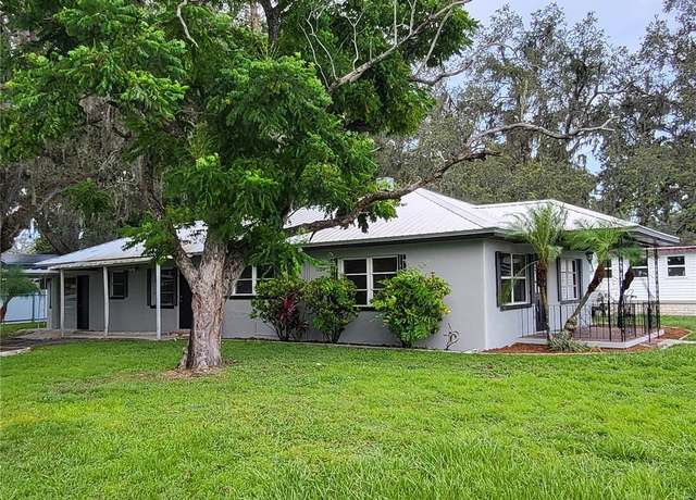 Property at 4345 6th St, Zephyrhills, FL 33542, 4 beds, 1.5 baths